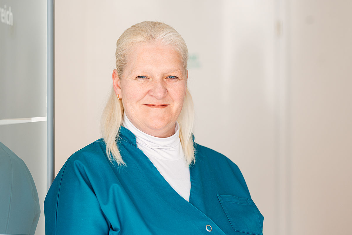 Mitarbeiterin Denise Albrecht-Dwelk